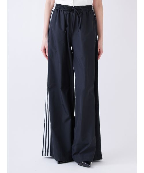 adidas(アディダス)の「【adidas Originals】FIRE BIRD ADILENIUM TP/ファイヤーバードアディレニウムトラックパンツ(その他パンツ・レディース・ブラック・XS)」の4枚目の写真