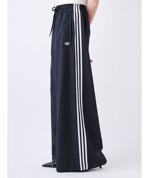 adidas(アディダス)の「【adidas Originals】FIRE BIRD ADILENIUM TP/ファイヤーバードアディレニウムトラックパンツ(その他パンツ・レディース・ブラック・XS)」の6枚目の写真