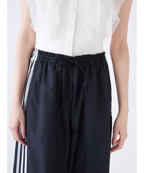 adidas(アディダス)の「【adidas Originals】FIRE BIRD ADILENIUM TP/ファイヤーバードアディレニウムトラックパンツ(その他パンツ・レディース・ブラック・XS)」の7枚目の写真