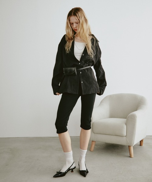 Aunt Marie's(アントマリーズ)の「フェイクレザーベルトミニバッグ(ハンドバッグ・レディース・ブラック/ブラウン・FREE)」の4枚目の写真