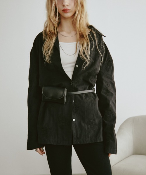 Aunt Marie's(アントマリーズ)の「フェイクレザーベルトミニバッグ(ハンドバッグ・レディース・ブラック/ブラウン・FREE)」の3枚目の写真