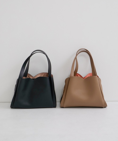 le cercle ADAM ET ROPE'(ルセルクルアダムエロペ)の「2WAYフォルムバッグ(ショルダーバッグ・レディース・ブラック/イエロー系その他3・FREE)」の3枚目の写真