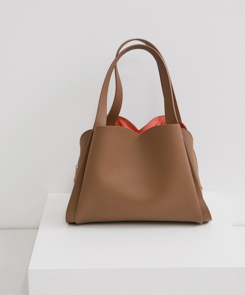 le cercle ADAM ET ROPE'(ルセルクルアダムエロペ)の「2WAYフォルムバッグ(ショルダーバッグ・レディース・ブラック/イエロー系その他3・FREE)」の12枚目の写真