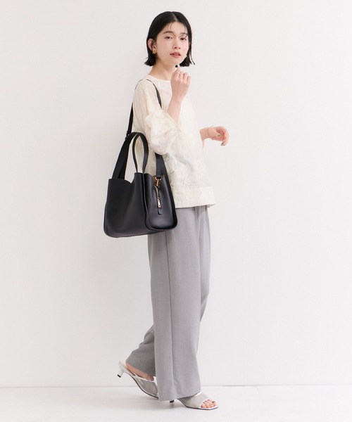le cercle ADAM ET ROPE'(ルセルクルアダムエロペ)の「2WAYフォルムバッグ(ショルダーバッグ・レディース・ブラック/イエロー系その他3・FREE)」の7枚目の写真