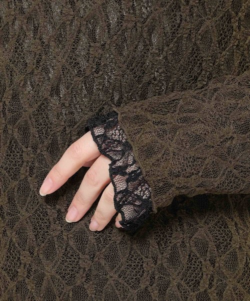 LEPSIM（レプシィム）の「《オフィスライン》レース2WAYプルオーバー　647856（Tシャツ/カットソー・レディース・ブラック/オフホワイト・FREE）」の3枚目の写真