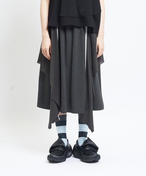 gomme（ゴム）の「ポンチフリルスカート（スカート・レディース・ブラック/チャコールグレー・MEDIUM）」の10枚目の写真