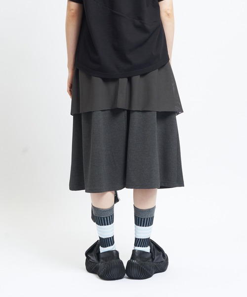 gomme（ゴム）の「ポンチフリルスカート（スカート・レディース・ブラック/チャコールグレー・MEDIUM）」の12枚目の写真