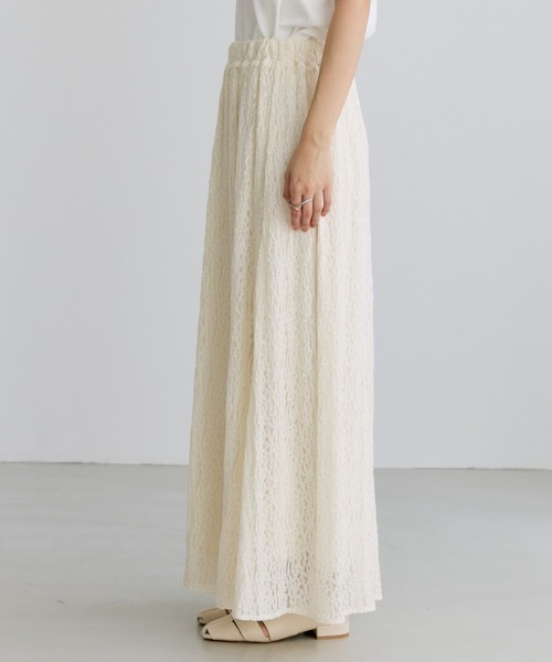 VIS（ビス）の「ラメレースフレアスカート（スカート・レディース・ブラック/キナリ・FREE）」の4枚目の写真