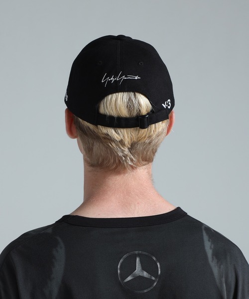 Y-3（ワイスリー）の「Y-3 MERCEDES-AMG PETRONAS FORMULA 1 TEAM DAD CAP（キャップ・メンズ・ブラック・SMALL/MEDIUM/LARGE）」の3枚目の写真