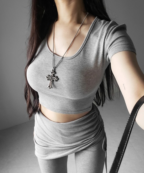 me+em select(ミームセレクト)の「【 ワンホンセットアップ 】スクエアショートTシャツ+サイドシャーリングフレアパンツ SET / 【 SETUP 】square neck short T-shirts + side shirring flare pants(セットアップ・レディース・ブラック/グレー・FREE)」の18枚目の写真