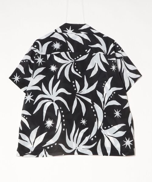 ROBES&CONFECTIONS（ローブスコンフェクションズ）の「Robes&Confections/ローブス&コンフェクションズ/トロピカルリーフ デシンSSシャツW（シャツ/ブラウス・レディース・ブラック/ホワイト・1）」の3枚目の写真