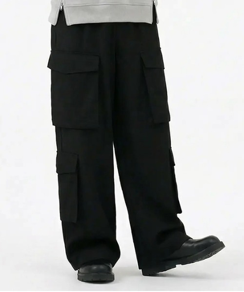 revertical(リバーティカル)の「ワイドカーゴパンツ ルーズシルエット マルチポケット スラックス(カーゴパンツ・メンズ・ブラック/グレー/ダークグリーン・MEDIUM/LARGE/SMALL)」の5枚目の写真