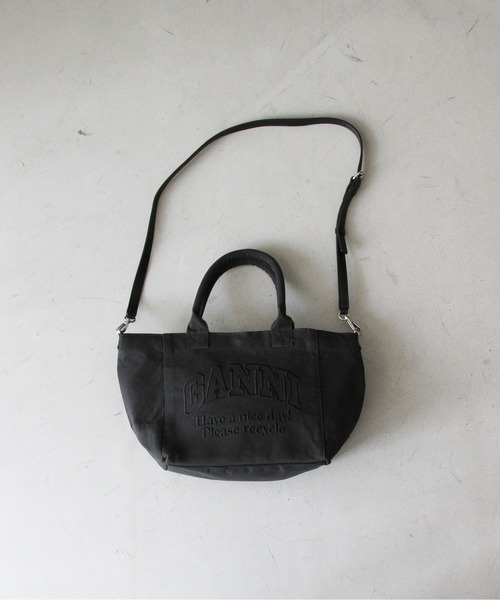 GANNI(ガニー)の「GANNI Small easy shopper(ショルダーバッグ・レディース・ブラック・ONE SIZE)」の1枚目の写真
