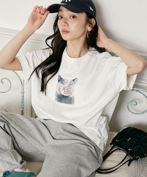 PEACH JOHN(ピーチジョン)の「PEACH JOHN × PUBLUX/ピーチ・ジョン バルーン ロゴ キャット Tシャツ 限定展開(Tシャツ/カットソー・メンズ・ブラック/ネイビー/ホワイト/ピンク・SMALL/MEDIUM/LARGE)」の11枚目の写真