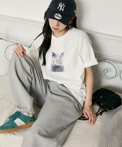 PEACH JOHN(ピーチジョン)の「PEACH JOHN × PUBLUX/ピーチ・ジョン バルーン ロゴ キャット Tシャツ 限定展開(Tシャツ/カットソー・メンズ・ブラック/ネイビー/ホワイト/ピンク・SMALL/MEDIUM/LARGE)」の12枚目の写真