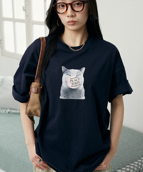 PEACH JOHN(ピーチジョン)の「PEACH JOHN × PUBLUX/ピーチ・ジョン バルーン ロゴ キャット Tシャツ 限定展開(Tシャツ/カットソー・メンズ・ブラック/ネイビー/ホワイト/ピンク・SMALL/MEDIUM/LARGE)」の14枚目の写真