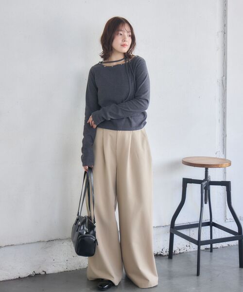 RETRO GIRL(レトロガール)の「スタッズ付きネックリボンCT(Tシャツ/カットソー・レディース・チャコールグレー/ナチュラル/ライトグリーン・FREE)」の6枚目の写真