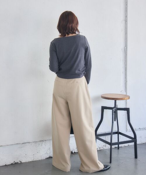 RETRO GIRL(レトロガール)の「スタッズ付きネックリボンCT(Tシャツ/カットソー・レディース・チャコールグレー/ナチュラル/ライトグリーン・FREE)」の8枚目の写真