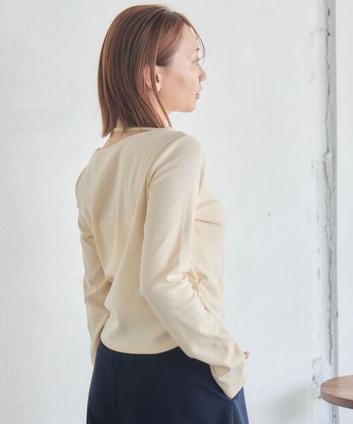 RETRO GIRL(レトロガール)の「スタッズ付きネックリボンカットソー(Tシャツ/カットソー・レディース・チャコールグレー/ナチュラル/ライトグリーン・FREE)」の4枚目の写真