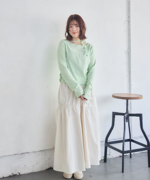 RETRO GIRL(レトロガール)の「スタッズ付きネックリボンカットソー(Tシャツ/カットソー・レディース・チャコールグレー/ナチュラル/ライトグリーン・FREE)」の7枚目の写真