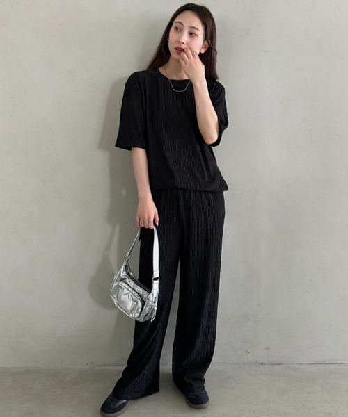 MYMOOD.(マイムード)の「ゆったりシルエット楽々セットアップ トップスパンツ2点SET ジャージセット(セットアップ・レディース・アイボリー/ブラック・FREE)」の21枚目の写真