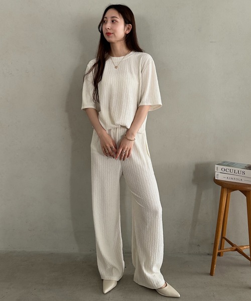 MYMOOD.(マイムード)の「ゆったりシルエット楽々セットアップ トップスパンツ2点SET ジャージセット(セットアップ・レディース・アイボリー/ブラック・FREE)」の8枚目の写真