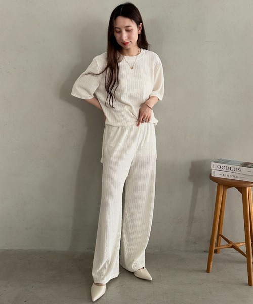 MYMOOD.(マイムード)の「ゆったりシルエット楽々セットアップ トップスパンツ2点SET ジャージセット(セットアップ・レディース・アイボリー/ブラック・FREE)」の9枚目の写真
