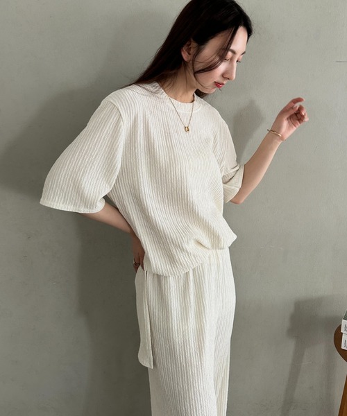 MYMOOD.(マイムード)の「ゆったりシルエット楽々セットアップ トップスパンツ2点SET ジャージセット(セットアップ・レディース・アイボリー/ブラック・FREE)」の11枚目の写真