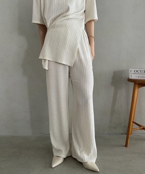MYMOOD.(マイムード)の「ゆったりシルエット楽々セットアップ トップスパンツ2点SET ジャージセット(セットアップ・レディース・アイボリー/ブラック・FREE)」の16枚目の写真