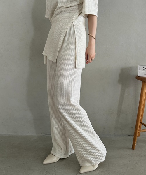MYMOOD.(マイムード)の「ゆったりシルエット楽々セットアップ トップスパンツ2点SET ジャージセット(セットアップ・レディース・アイボリー/ブラック・FREE)」の17枚目の写真