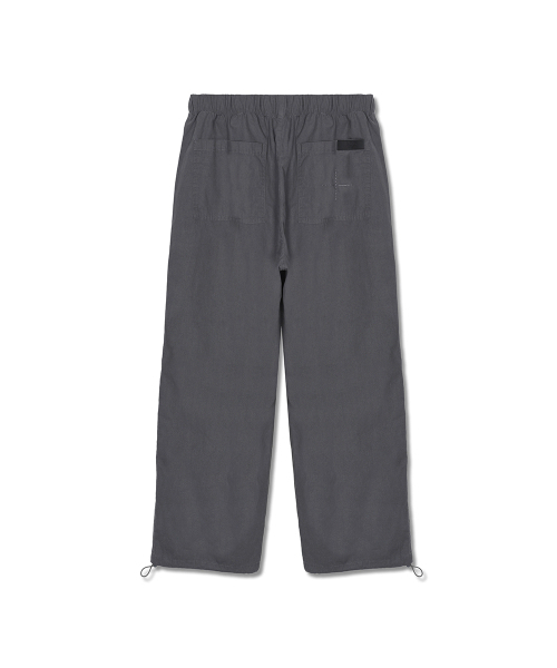 AOG PROJECT(エイオージープロジェクト)の「シグネチャーカーゴパンツ(グレー)(その他パンツ・メンズ・グレー・LARGE/X-LARGE)」の2枚目の写真