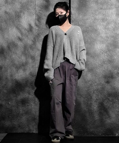 AOG PROJECT(エイオージープロジェクト)の「シグネチャーカーゴパンツ(グレー)(その他パンツ・メンズ・グレー・LARGE/X-LARGE)」の8枚目の写真