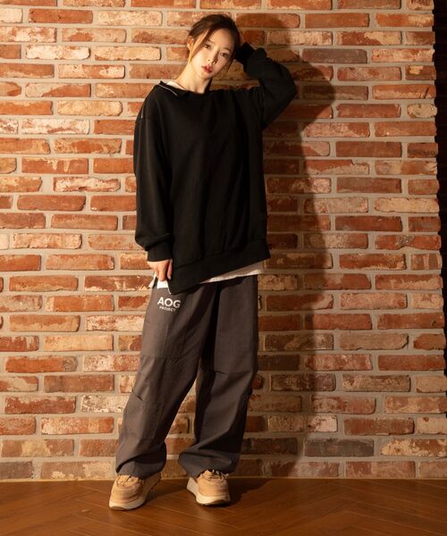 AOG PROJECT(エイオージープロジェクト)の「シグネチャーカーゴパンツ(グレー)(その他パンツ・メンズ・グレー・LARGE/X-LARGE)」の5枚目の写真
