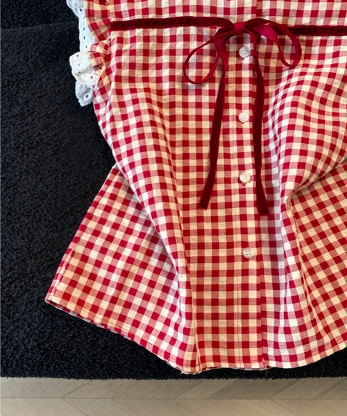 LUCPY（ラクピー）の「ギンガムチェックフリルリボンブラウス（シャツ/ブラウス・レディース・レッド・SMALL/MEDIUM/LARGE）」の4枚目の写真