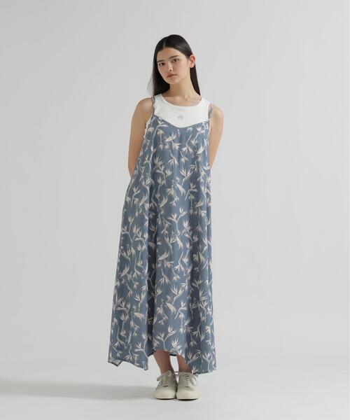 AVIREX（アヴィレックス）の「ALOHA STRELITZIA ONEPIECE（ワンピース・レディース・ブルー/ブラック・F）」の4枚目の写真