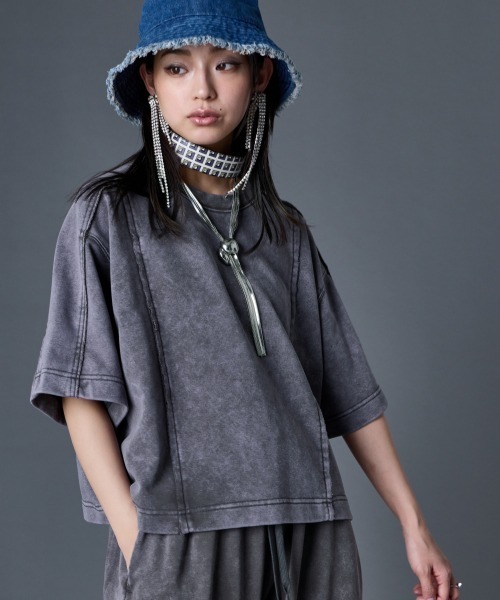 GEVS.(ジェイヴィス)の「ヴィンテージ加工ミニ裏毛プルオーバー<大きいサイズ有>GEVS.(スウェット・レディース・パープル系/スミクロ・5L/4L/3L/LL/L/M)」の4枚目の写真