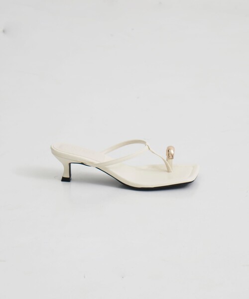 CITY TOKYO(シティトウキョウ)の「【CITY TOKYO/シティートウキョウ】Ring Thong Sandal/リングトングサンダル(サンダル・レディース・ブラック/ホワイト・1/2)」の11枚目の写真