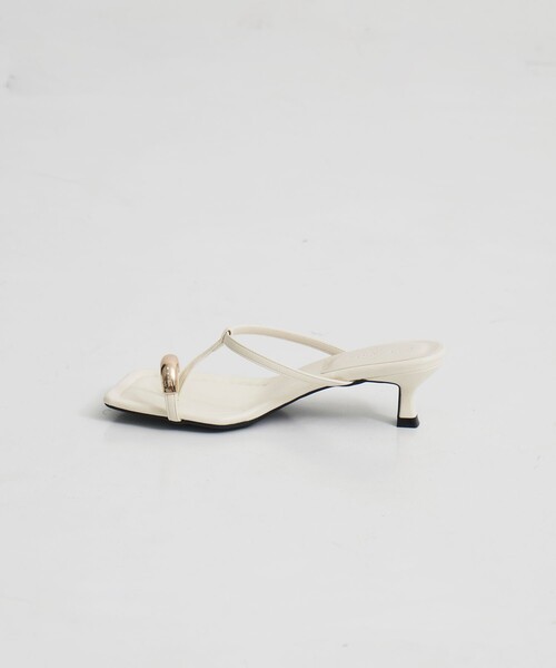 CITY TOKYO(シティトウキョウ)の「【CITY TOKYO/シティートウキョウ】Ring Thong Sandal/リングトングサンダル(サンダル・レディース・ブラック/ホワイト・1/2)」の13枚目の写真