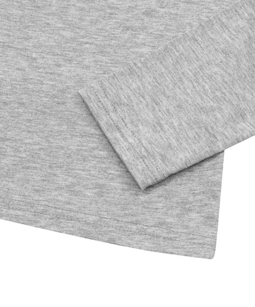 MUCENT(ムセント)の「MUCENT / ムセント スリムフィット Uネック 長袖Tシャツ 薄手 ストレッチ ワンポイント刺繍(Tシャツ/カットソー・レディース・ベージュ/ホワイト/ブラック/チャコールグレー/グレー・FREE)」の20枚目の写真
