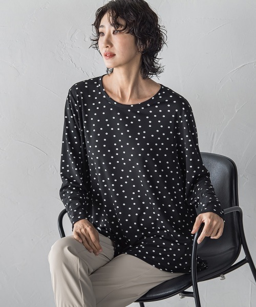 la.f…（ラエフ）の「“ブラウスのように着られる”さらさらストレッチトップス（Tシャツ/カットソー・レディース・ブラック系その他/ライトグレー・9号）」の7枚目の写真