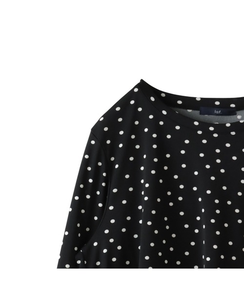 la.f…（ラエフ）の「“ブラウスのように着られる”さらさらストレッチトップス（Tシャツ/カットソー・レディース・ブラック系その他/ライトグレー・9号）」の21枚目の写真