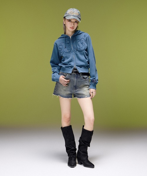 X-girl(エックスガール)の「STUDDED XG LOGO ZIP UP SWEAT COMPACT HOODIE(パーカー・レディース・ブルー/ブラック/ブラウン・S/M)」の12枚目の写真