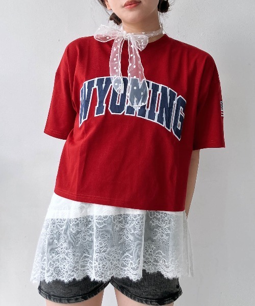 AS KNOW AS plus(アズノゥアズプラス)の「〇クロップド丈 フロントロゴ&袖刺繍 ゆったりシルエット半袖Tシャツ(Tシャツ/カットソー・レディース・チャコールグレー/レッド/ネイビー/オートミール・FREE)」の11枚目の写真