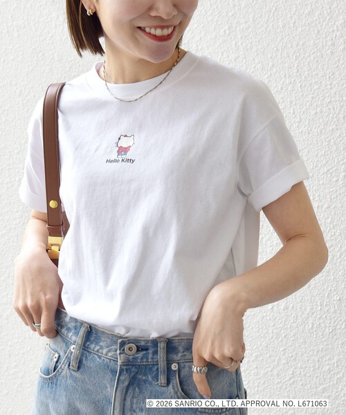 SHIPS any(シップス エニィ)の「Hello Kitty × SHIPS any: ハローキティ プリント TEE(Tシャツ/カットソー・レディース・ホワイト系2/ブラウン/ホワイト系1・ONE SIZE)」の10枚目の写真