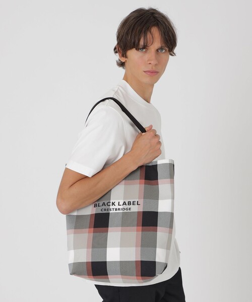 BLACK LABEL CRESTBRIDGE(ブラックレーベル・クレストブリッジ)の「クレストブリッジチェックリバーシブルトート(トートバッグ・メンズ・オフホワイト/ブラック・FREE)」の4枚目の写真