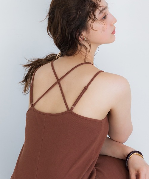 coca(coca)(コカ)の「OUT BRA バッククロスキャミワンピース(ワンピース・レディース・ダークブラウン/ブラック・L/M/S)」の6枚目の写真