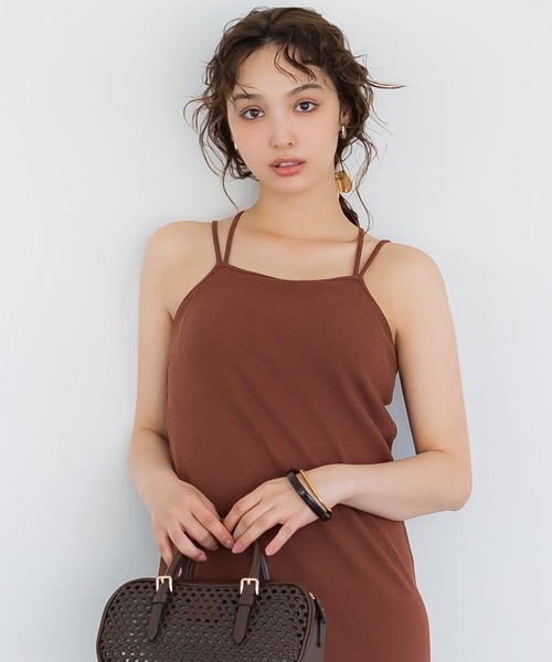 coca(coca)(コカ)の「OUT BRA バッククロスキャミワンピース(ワンピース・レディース・ダークブラウン/ブラック・L/M/S)」の7枚目の写真