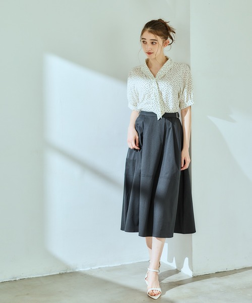 12Twelve Agenda(トゥエルブ アジェンダ)の「撥水タックフレアスカート(スカート・レディース・ベージュ/ブラック/ブルー・M)」の10枚目の写真
