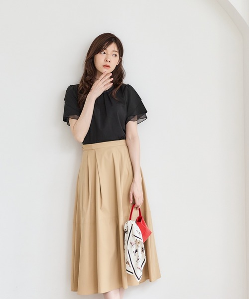 12Twelve Agenda(トゥエルブ アジェンダ)の「撥水タックフレアスカート(スカート・レディース・ベージュ/ブラック/ブルー・M)」の17枚目の写真