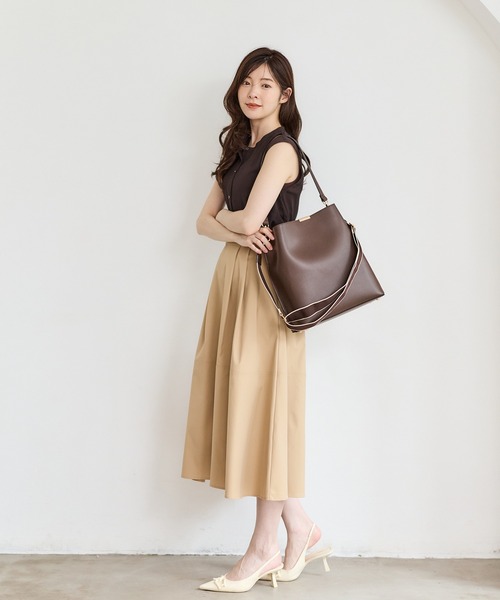 12Twelve Agenda(トゥエルブ アジェンダ)の「撥水タックフレアスカート(スカート・レディース・ベージュ/ブラック/ブルー・M)」の21枚目の写真